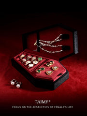 Mini Coffin Jewelry Organizer – Plush Velvet Gothic Box for Necklaces, Bracelets & Rings