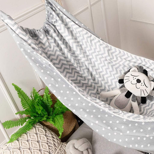 Baby Crib Hammock Swing – Gentle Comfort & Safe Resting Space