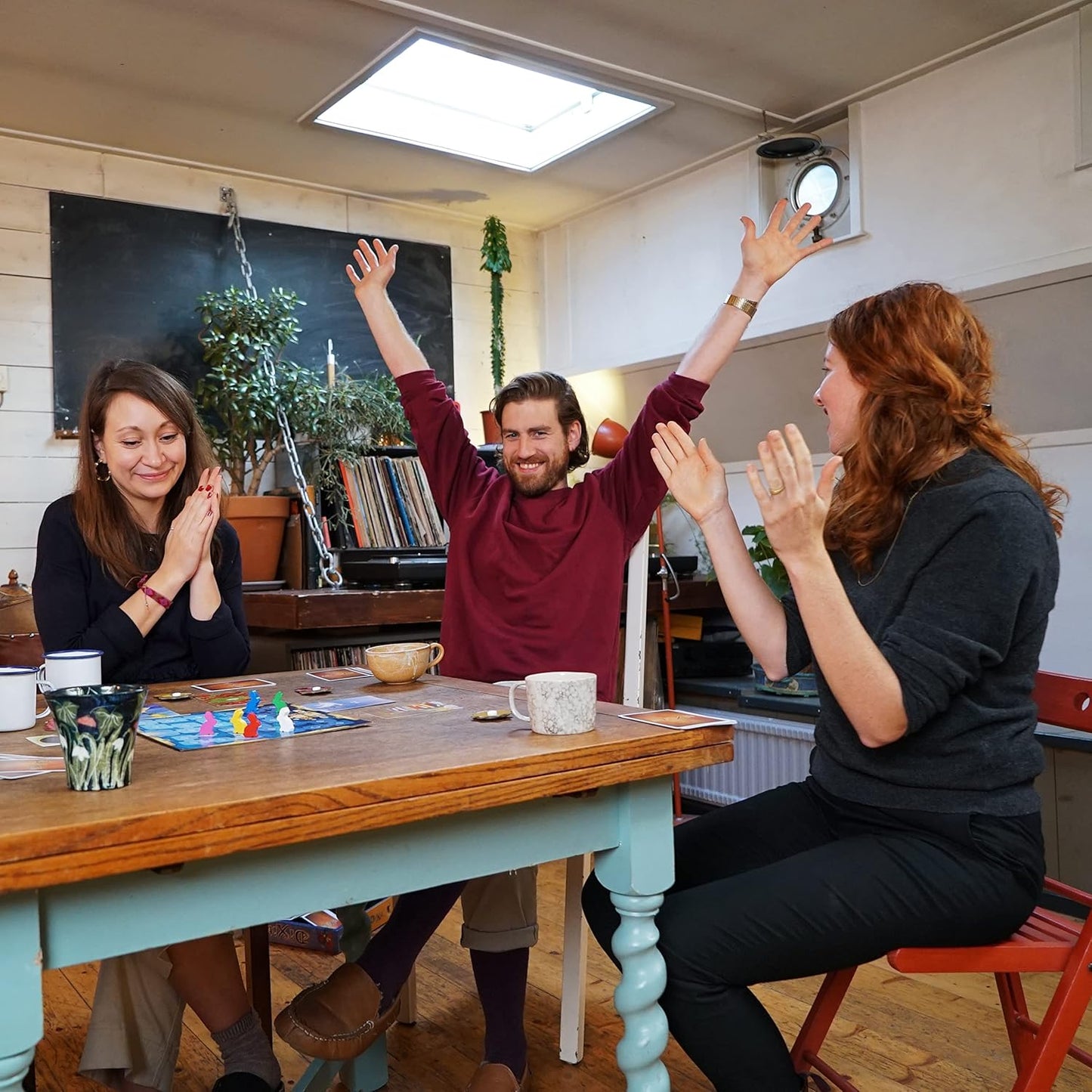 Dixit Odyssey – A Storytelling Party Board Game for Families & Friends